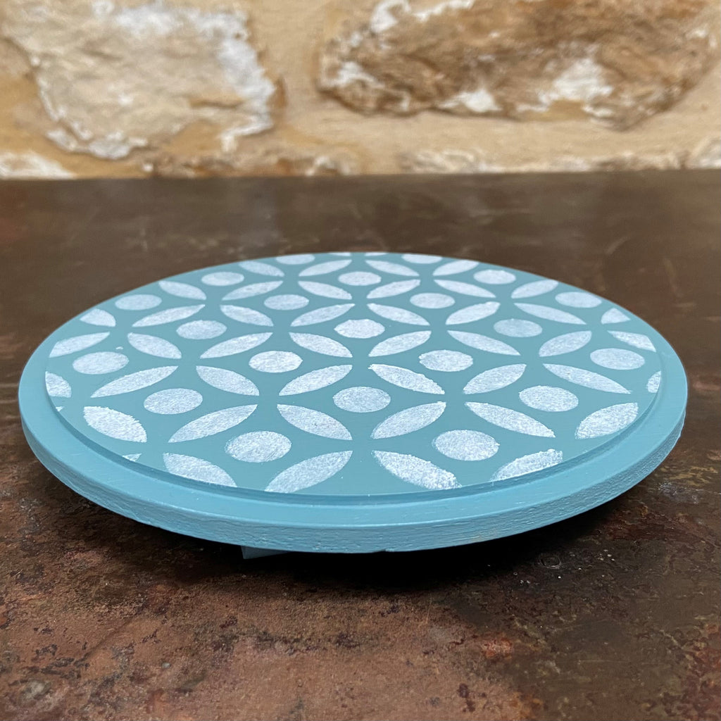 Geometric Stencilled Pot Stand