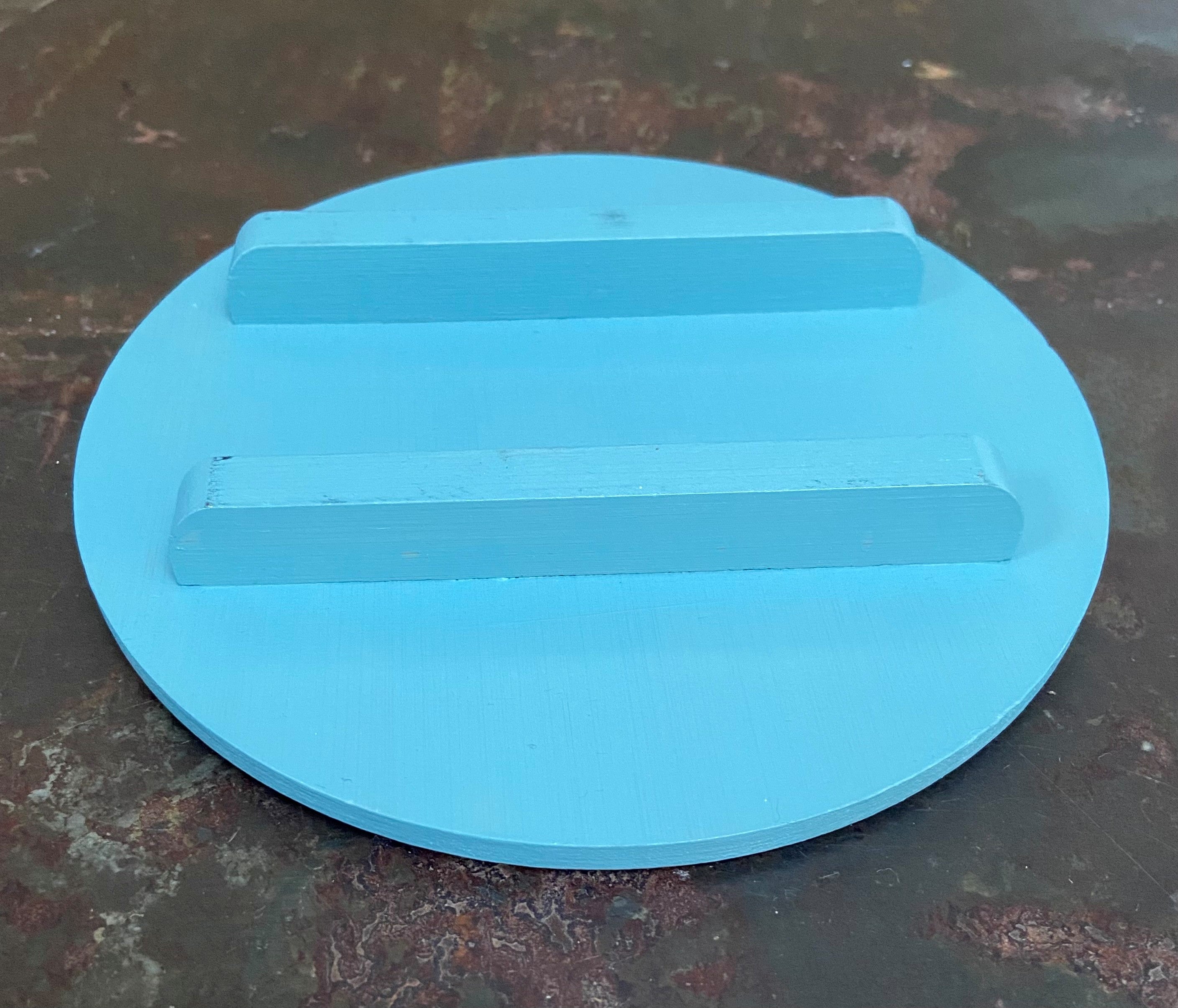 Geometric Stencilled Pot Stand